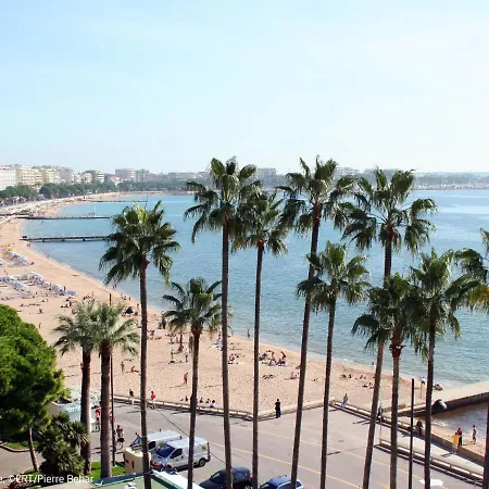 Les Araucarias By Interhome