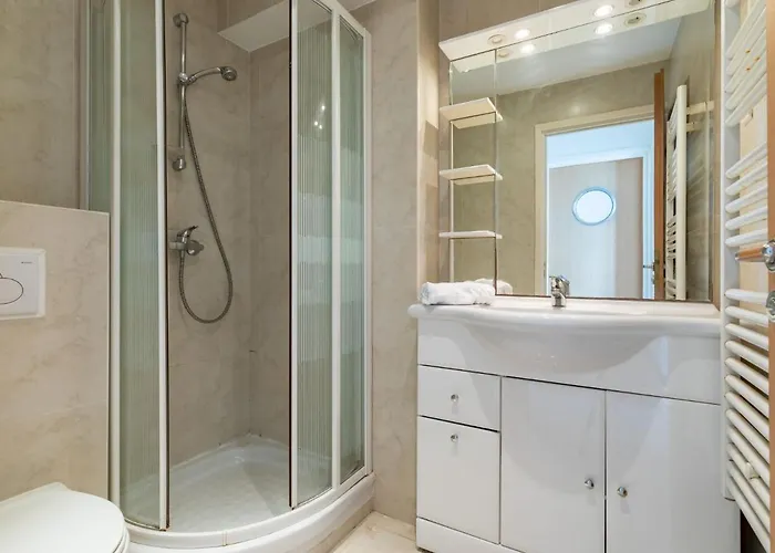 Appartement Les Araucarias By Interhome Cannes
